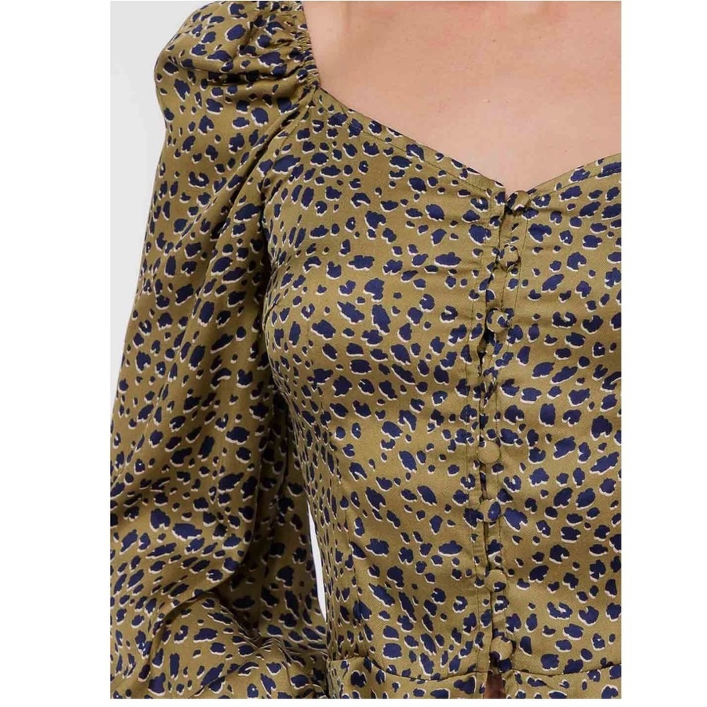 Smock Leopard Print Olive Green Chic Ruffle Peplum Puff Sleeves Blouse - Picture 3 of 8